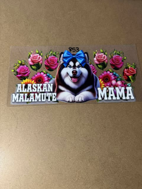 853 Alaskan Malamute Mom
