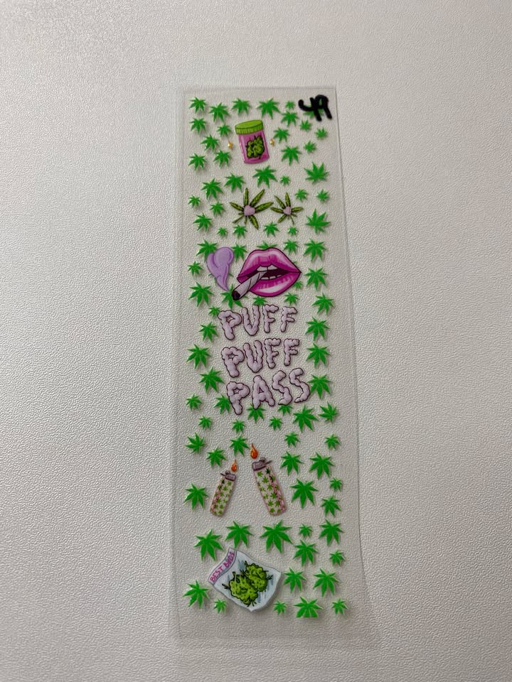 Pen 49- Puff