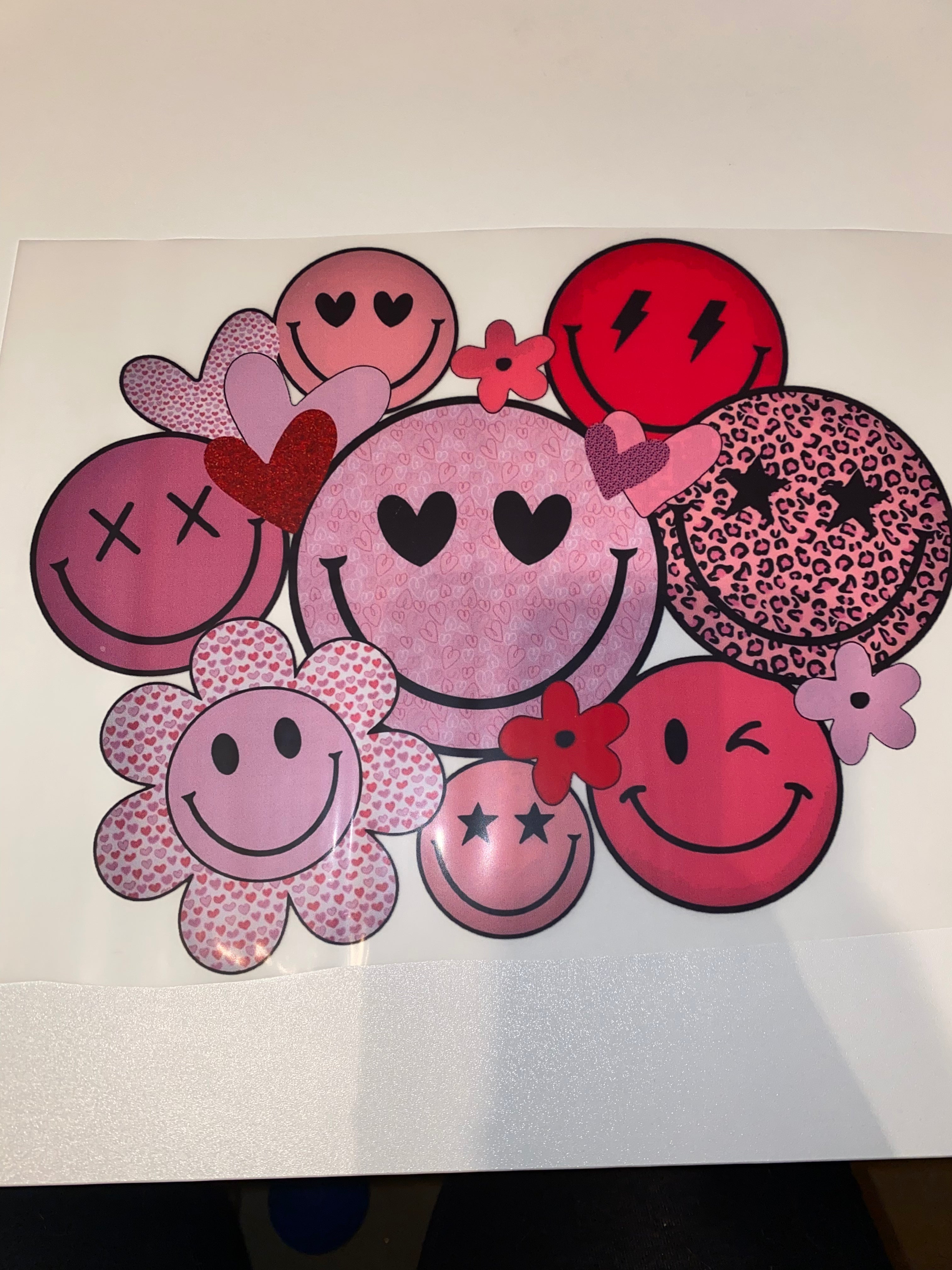 DTF-Pink Smiley