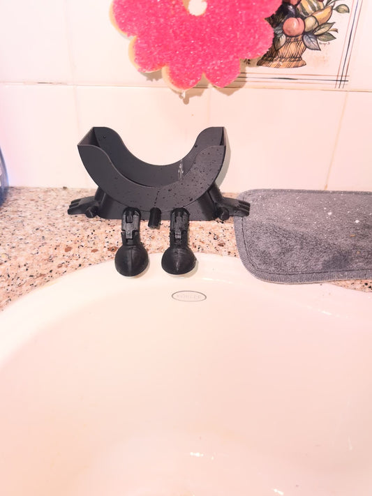 Scrub Daddy Peeing Holder